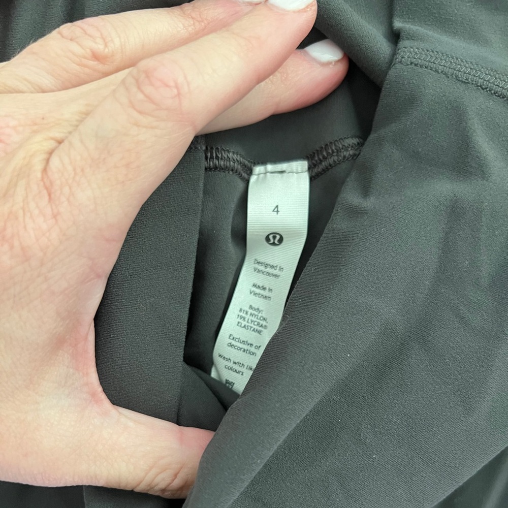 Lululemon Gray Michigan align Leggings with Blue and Yellow Print - Picture 3 of 4